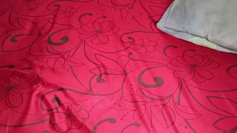 bossetassy online show from April 2026 10:36:01 AM