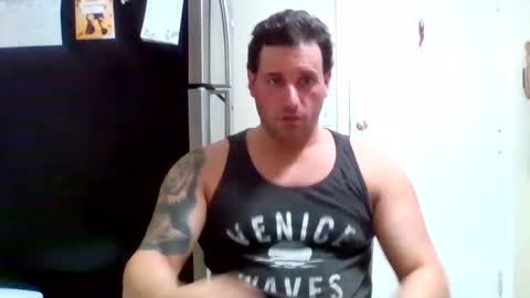 Snapshot of bosslife505050 chatting on March 2025 11:31:02 PM The Italian Boss  online show from March 2025 11:31:02 PM