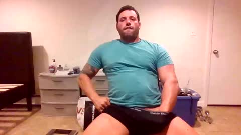 Snapshot of bosslife505050 chatting on November 2025 08:35:01 AM The Italian Boss  online show from November 2025 08:35:01 AM