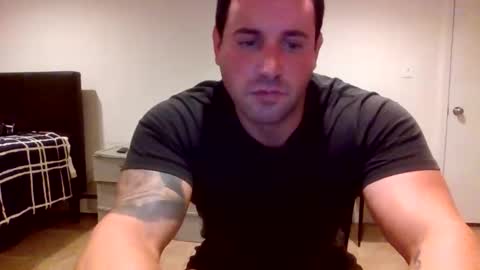 The Italian Boss  online show from November 2025 12:30:01 AM