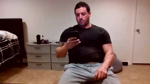 The Italian Boss  online show from November 2025 09:29:02 PM