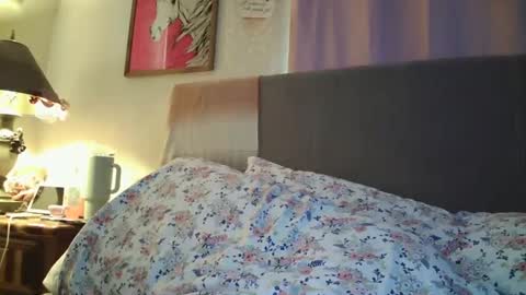 BossMom online show from March 2025 06:00:01 PM