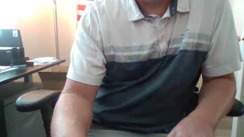 bourbonman144 online show from November 2025 07:47:02 PM