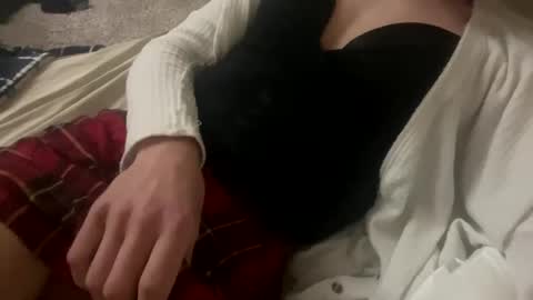 Lilli  online show from February 2025 06:24:02 AM