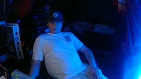 Bowerboi1217 online show from November 2025 03:10:02 AM