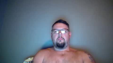bowtieguy84 online show from September 2025 07:52:02 AM