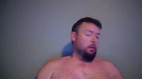 bowtieguy84 online show from October 2025 03:04:01 AM