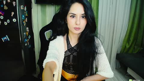 Helen  online show from February 2025 05:04:02 PM