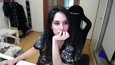 Helen  online show from April 2026 03:23:01 PM