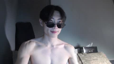 Snapshot of boxman556990 chatting on January 2025 03:32:01 PM boxman556990 online show from January 2025 03:32:01 PM