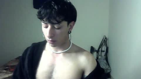 Snapshot of boy_fox_guys chatting on December 2024 03:25:02 PM Boy Astro online show from December 2024 03:25:02 PM