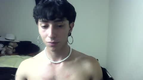 Snapshot of boy_fox_guys chatting on December 2024 12:02:02 AM Boy Astro online show from December 2024 12:02:02 AM