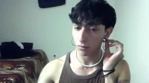 Snapshot of boy_fox_guys chatting on December 2024 11:46:02 PM Boy Astro online show from December 2024 11:46:02 PM