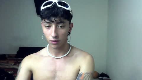 Snapshot of boy_fox_guys chatting on January 2025 01:39:02 AM Boy Astro online show from January 2025 01:39:02 AM