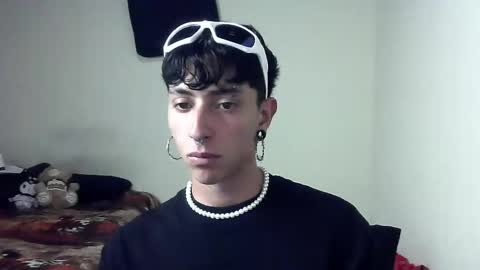 Snapshot of boy_fox_guys chatting on January 2025 12:13:01 AM Boy Astro online show from January 2025 12:13:01 AM