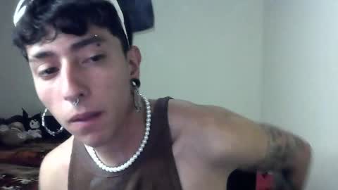 Snapshot of boy_fox_guys chatting on January 2025 03:20:01 AM Boy Astro online show from January 2025 03:20:01 AM