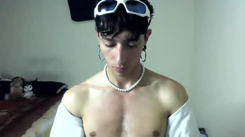 Snapshot of boy_fox_guys chatting on January 2025 01:28:01 PM Boy Astro online show from January 2025 01:28:01 PM