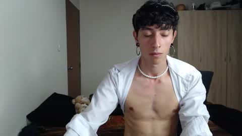 Snapshot of boy_fox_guys chatting on February 2025 03:06:02 AM Boy Astro online show from February 2025 03:06:02 AM