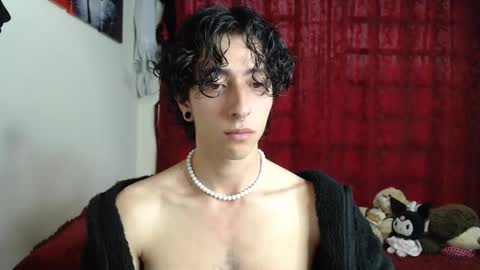 Snapshot of boy_fox_guys chatting on September 2025 10:34:01 PM Boy Astro online show from September 2025 10:34:01 PM
