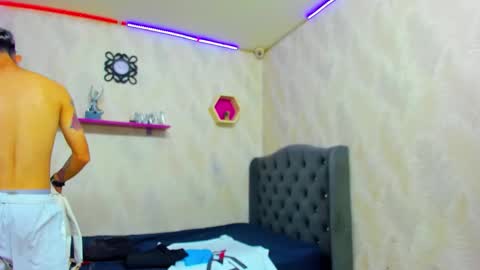 boy_tatto77 online show from February 2026 06:48:01 PM