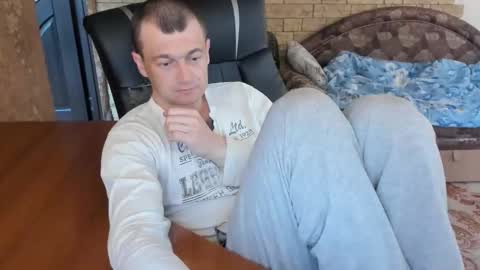 BoyApollon online show from April 2026 04:56:01 AM