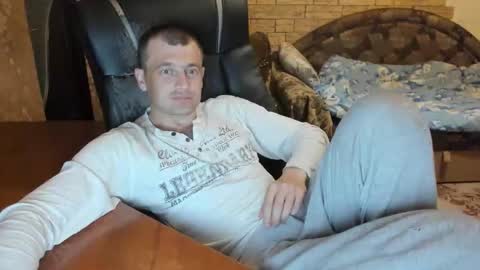 BoyApollon online show from April 2026 05:01:02 PM