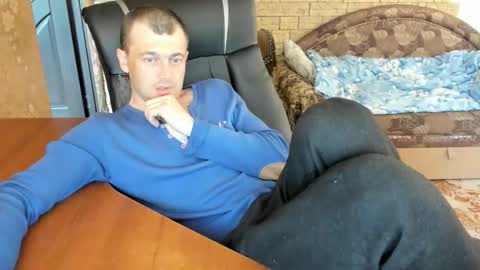 BoyApollon online show from April 2026 04:48:01 AM