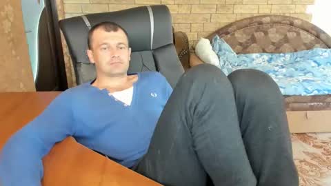 Snapshot of boyapollon chatting on June 2026 06:05:02 AM BoyApollon online show from June 2026 06:05:02 AM