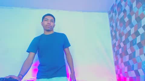 jhon deivis online show from February 2025 02:09:02 AM