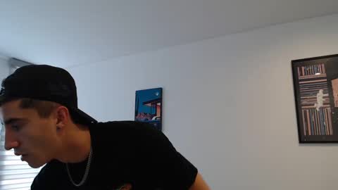 Felipe  online show from January 2025 07:07:01 PM