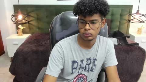 Snapshot of boylittle19cm chatting on September 2025 11:59:02 AM Jackson online show from September 2025 11:59:02 AM