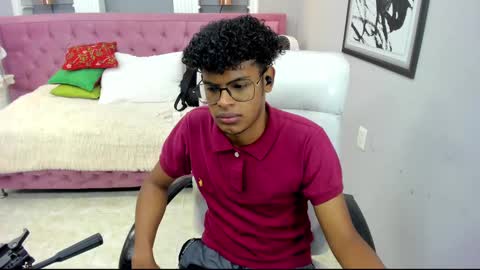 Snapshot of boylittle19cm chatting on October 2025 11:52:01 AM Jackson online show from October 2025 11:52:01 AM