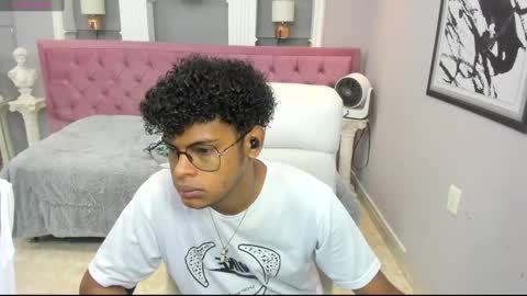 Snapshot of boylittle19cm chatting on October 2025 11:52:02 AM Jackson online show from October 2025 11:52:02 AM