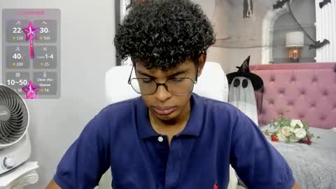 Snapshot of boylittle19cm chatting on November 2025 12:29:02 PM Jackson online show from November 2025 12:29:02 PM