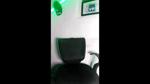 andrew online show from February 2026 12:29:01 AM