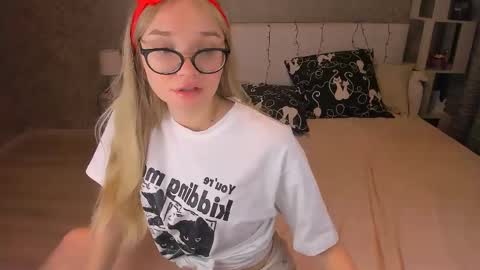 BoysLoveBlondee online show from January 2025 11:32:01 PM