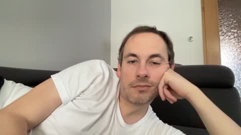 boytoyhh online show from January 2025 01:01:01 PM