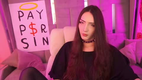 Nova online show from November 2025 12:01:02 AM