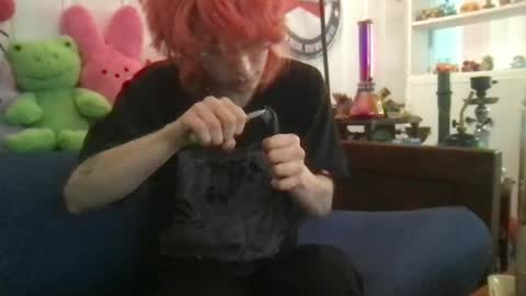 boywithbug online show from January 2025 02:15:01 PM