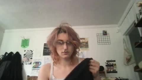 boywithbug online show from March 2025 07:22:01 PM