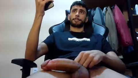 boyzinm2 online show from April 2026 08:18:02 AM