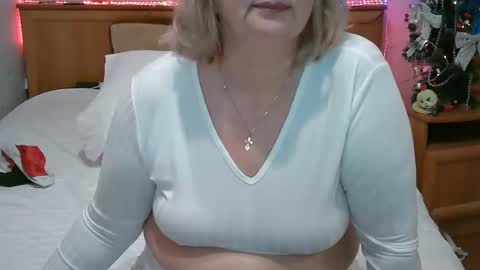 Snapshot of bozhenanude chatting on December 2024 07:27:02 PM BozhenaNude online show from December 2024 07:27:02 PM