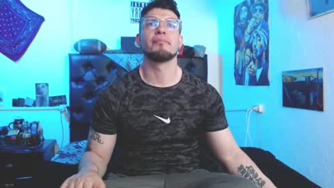 brad hot boy online show from October 2025 05:56:01 PM