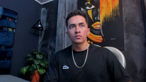 Snapshot of brad_summer chatting on January 2025 05:47:02 PM brad summer online show from January 2025 05:47:02 PM