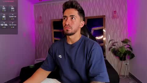Snapshot of brad_summer chatting on April 2026 11:40:01 PM brad summer online show from April 2026 11:40:01 PM