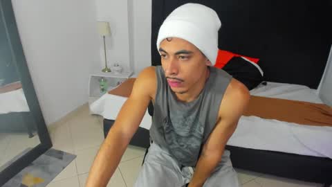 Snapshot of brad_usma chatting on January 2025 11:20:01 AM BRAD USMA online show from January 2025 11:20:01 AM