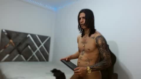 Brad online show from November 2025 09:58:01 PM