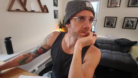 BradBronton online show from February 2026 07:32:02 PM