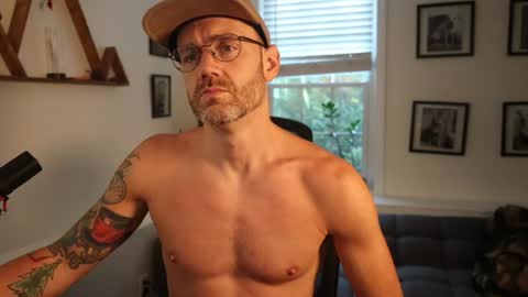 Snapshot of bradbronton chatting on July 2026 11:41:02 AM BradBronton online show from July 2026 11:41:02 AM