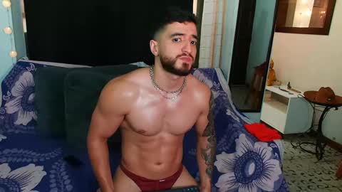 Snapshot of bradley_martinez chatting on December 2024 08:55:01 PM Bradley Martinez online show from December 2024 08:55:01 PM